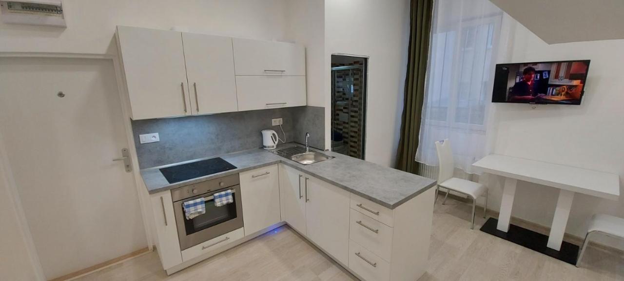 Apartment Krale Jiriho Karlsbad Exteriör bild