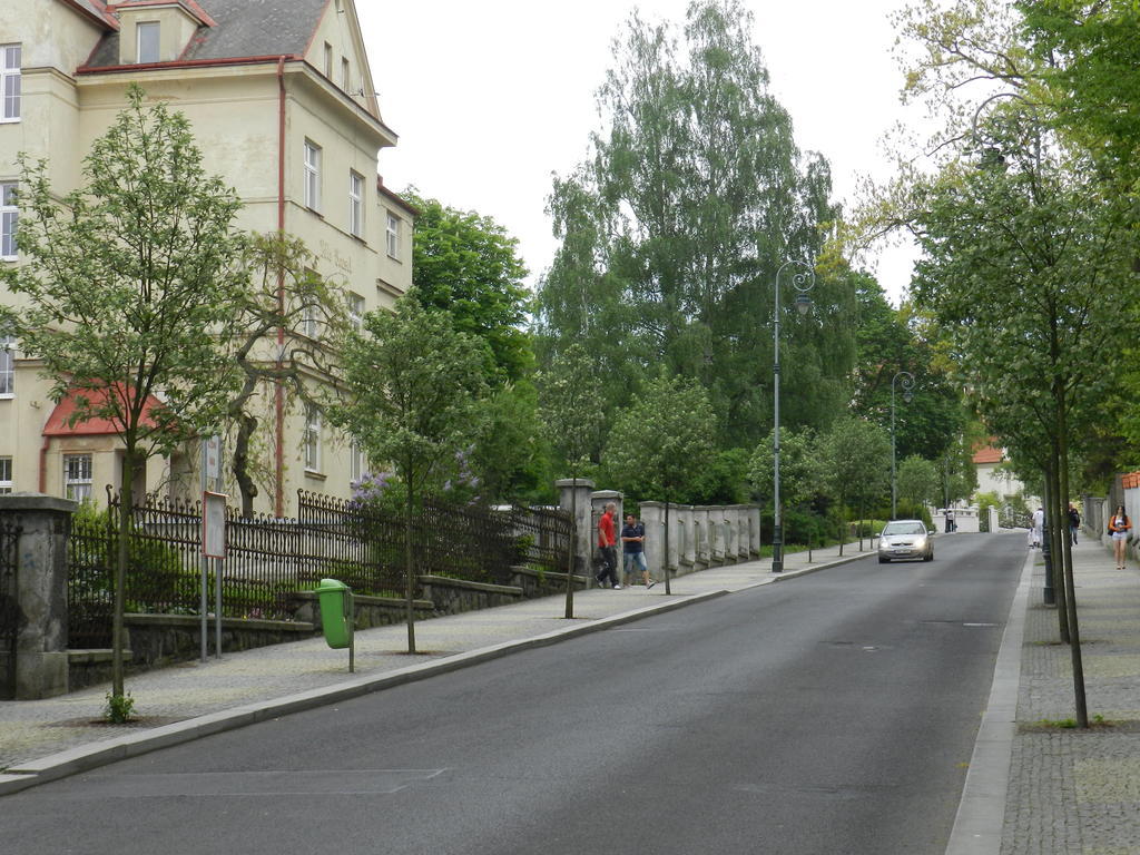 Apartment Krale Jiriho Karlsbad Exteriör bild
